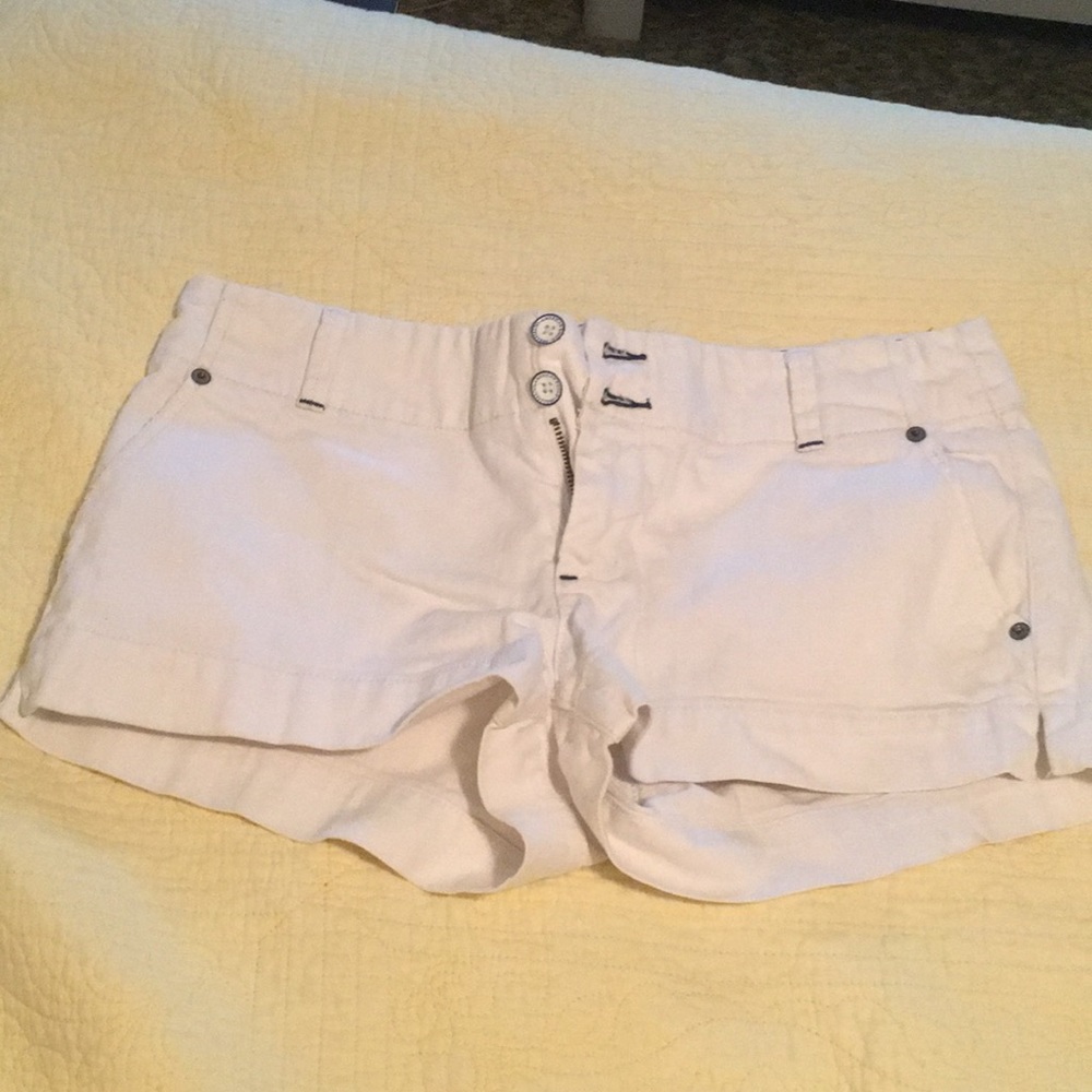 American Eagle white jean shorts